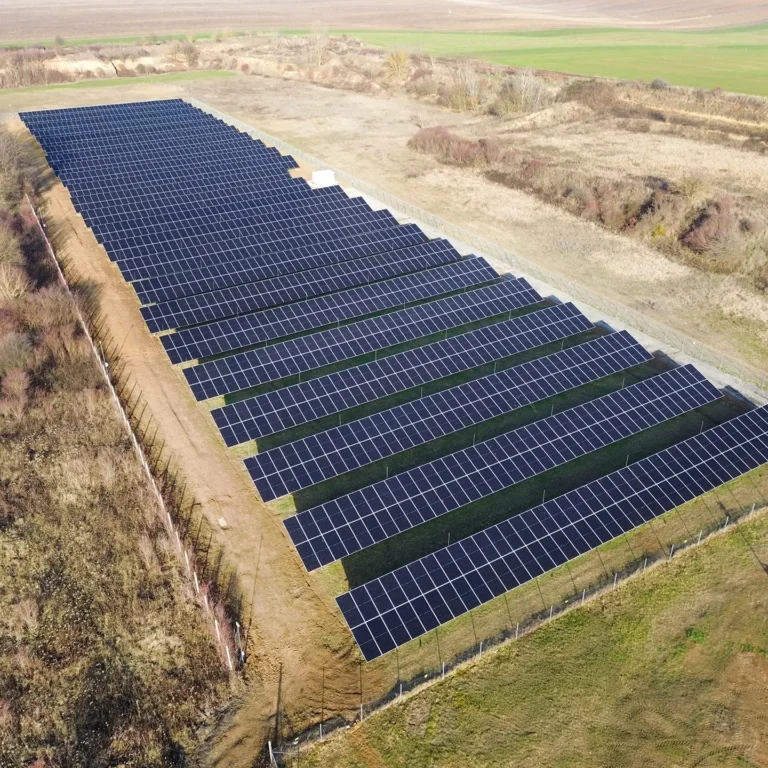 Alsómocsolád, 1100 kW + energiatároló - NEWERGIES Kft.