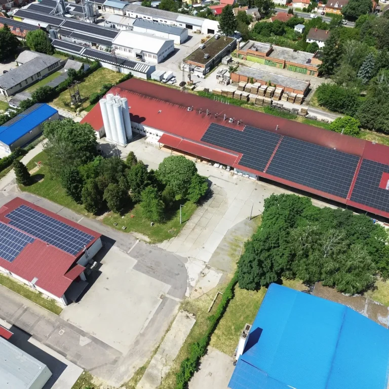 Ipari napelemes rendszer - Kaposvár, 292 kW, NEWERGIES Kft.