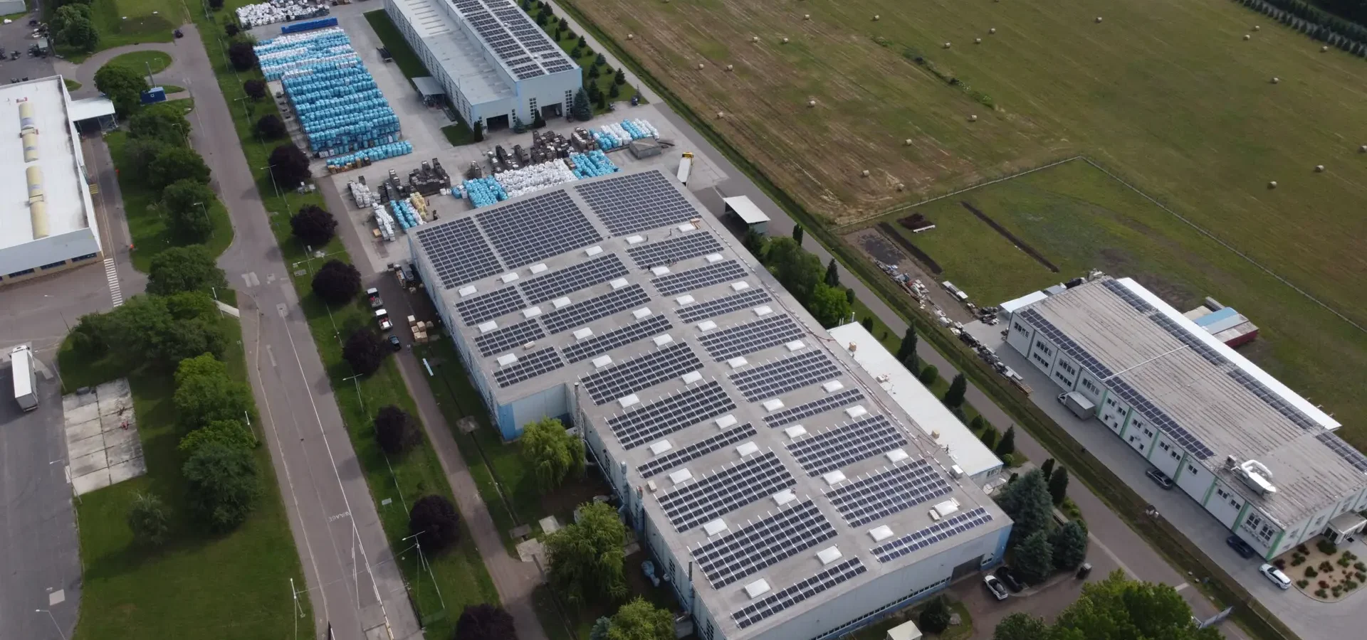 Newergies - Ipari napelemes rendszer teljes körű megvalósítása